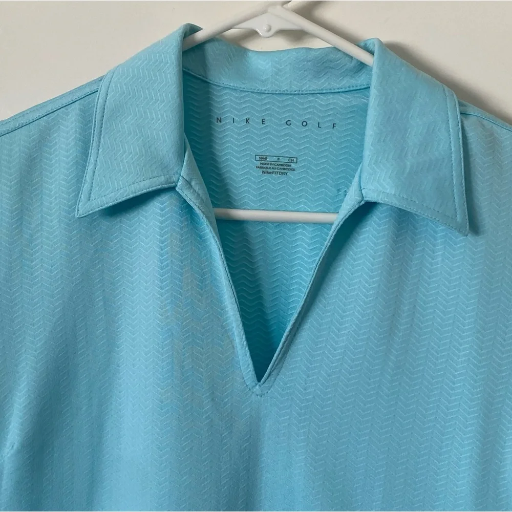 Nike Women’s‎ Golf Shirt